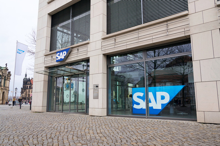 SAP Shares Fall 23% on Q3 Results, Guidance