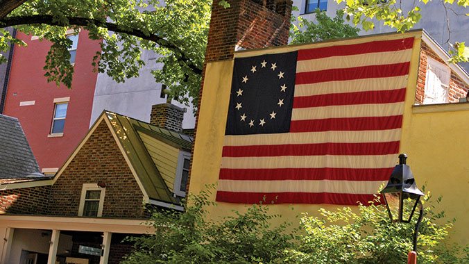 2562-philadelphia-intergenerational-adventure-cradle-of-liberty-betsy-ross-flag-c.jpg