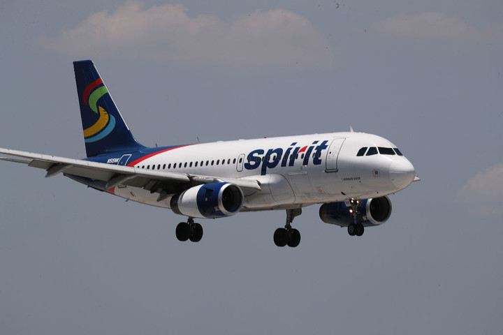 Spirit Slashes Guidance After Flight Disruptions