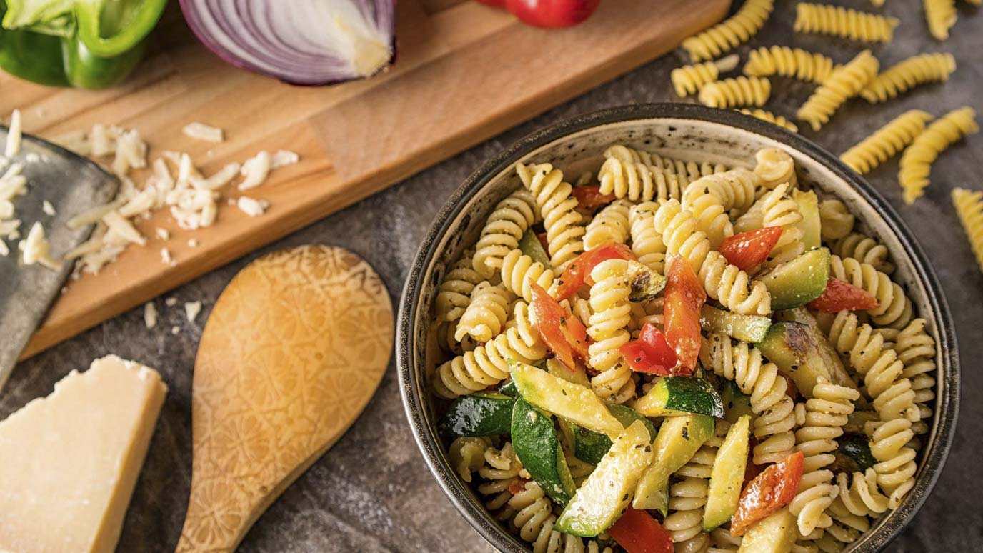 parmesan_roasted_vegetable_pasta_salad_2000x1125.jpg