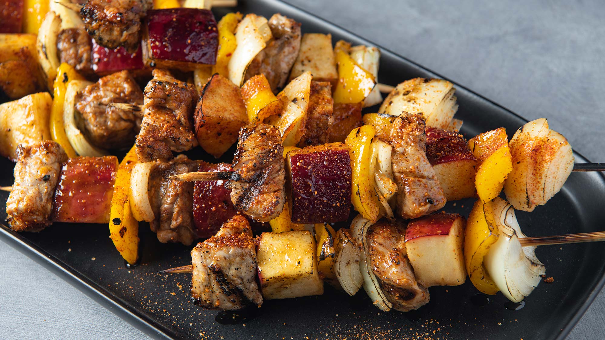 pork_and_apple_skewers_2000.jpg