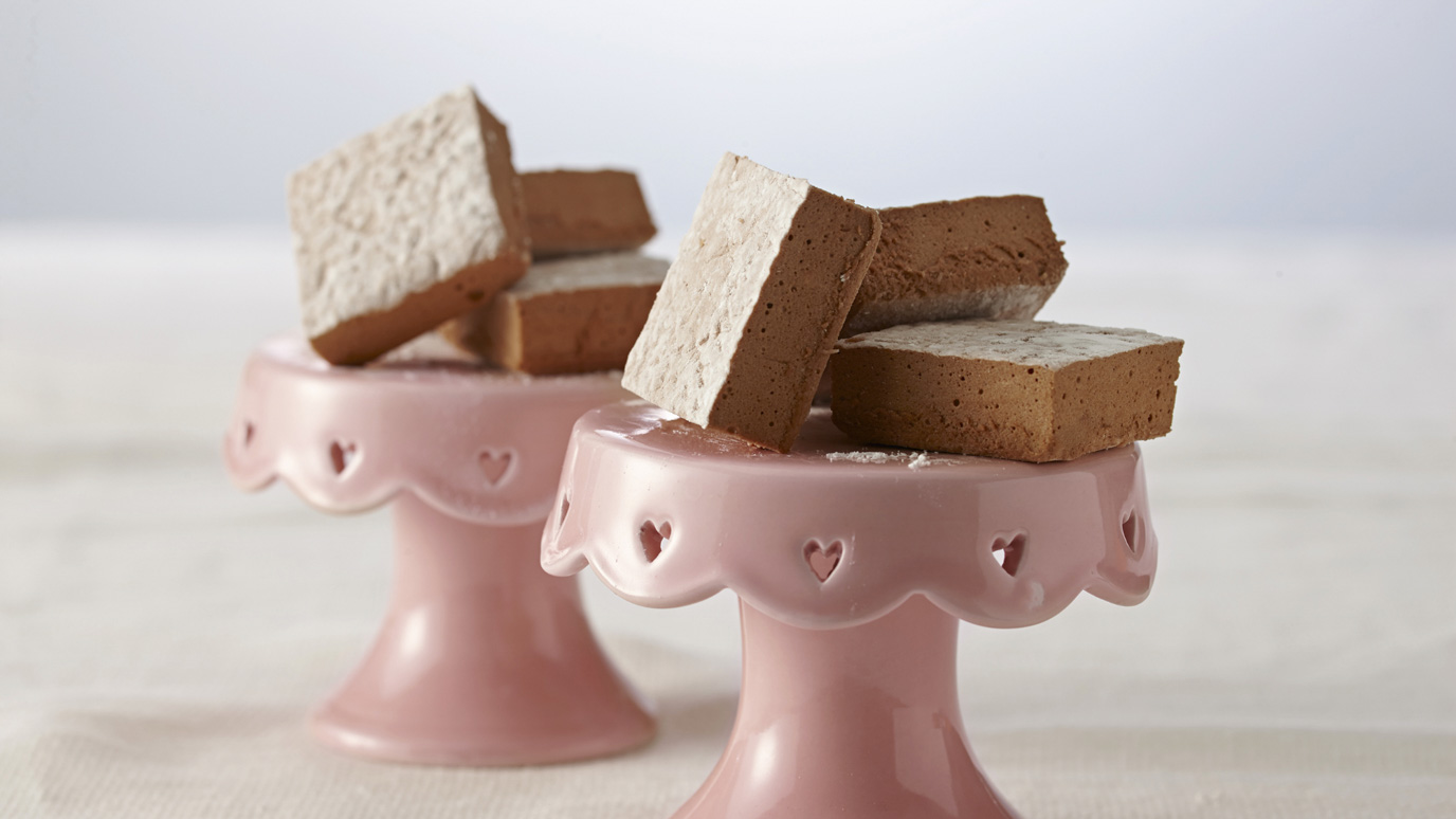 cocoa_almond_marshmallows_2000x1125.jpg