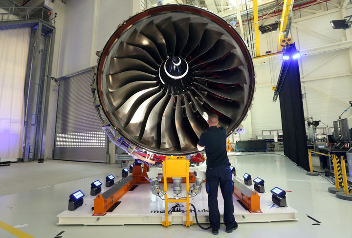 Rolls-Royce Hires Former Deloitte Partner as CFO