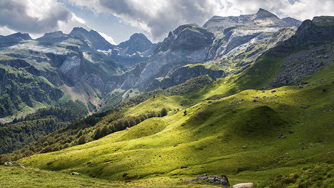 21705-spain-france-from-languedoc-to-catalonia-through-pyrenees-landscape-lghoz.jpg
