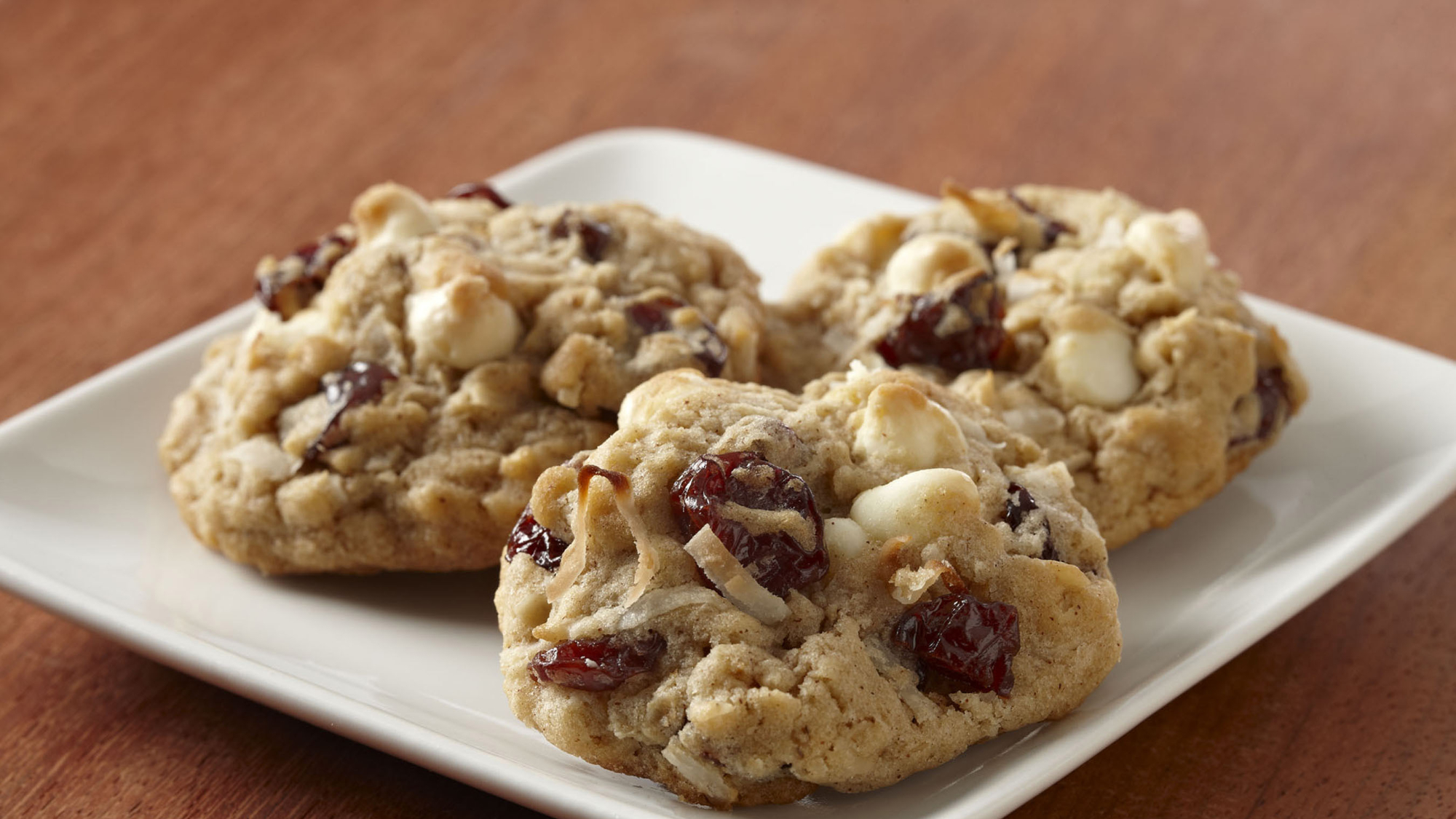 Coconut_Cherry_Oatmeal_Cookies_2000x1125.jpg