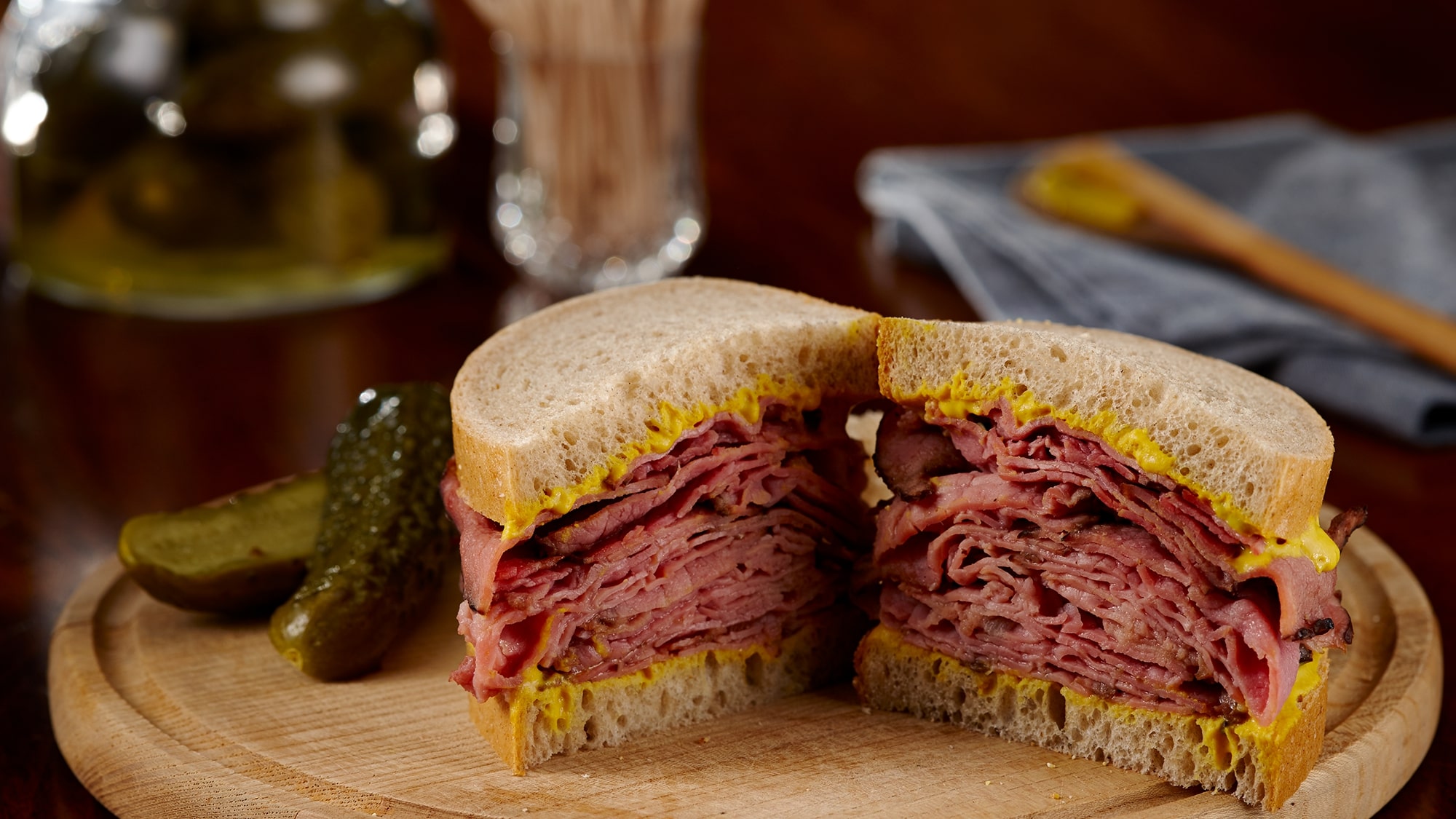 frenchs_smoked-meat-sandwich_styled-image-3_2000x1125.jpg