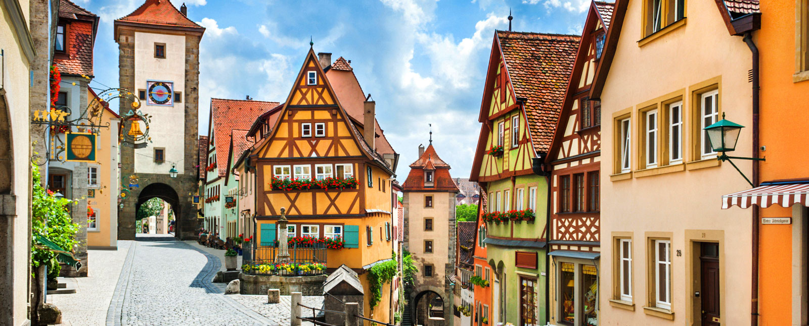 Historic town of Rothenburg ob der Tauber, Franconia, Bavaria, Germany