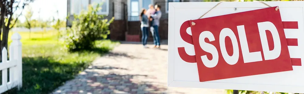 Selling and buying a house at the same time? What you need to know.