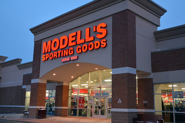 Modell’s Joins Sporting Goods Bankruptcy Parade