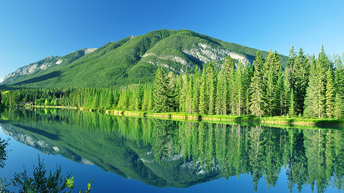 22397-alberta-canada-banff-national-park-green-mountain-and-lake-c.jpg