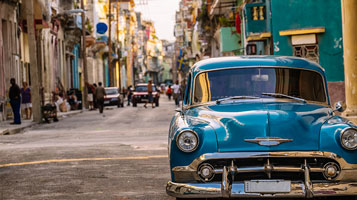 22461-Havana-ClassicCar-street-lghoz.jpg