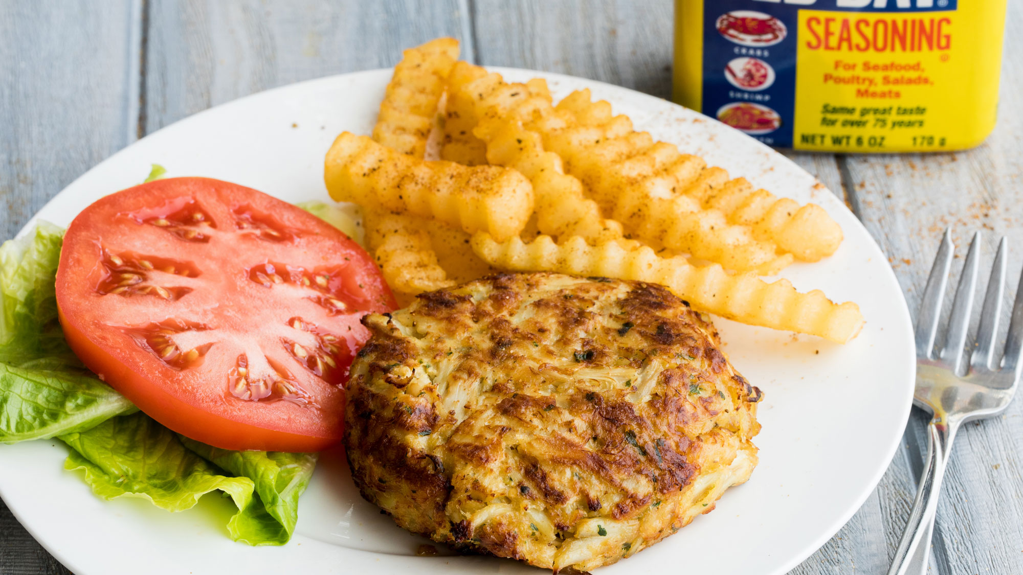 classic_old_bay_crab_cakes_2000x1125.jpg