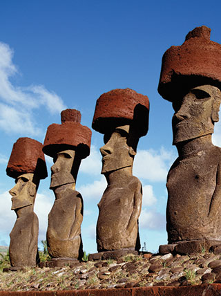 16342-chile-easter-island-moai-vert.jpg