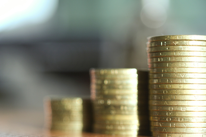 Bank Profits Rise 7.7% to $43.7 Billion in Q4
