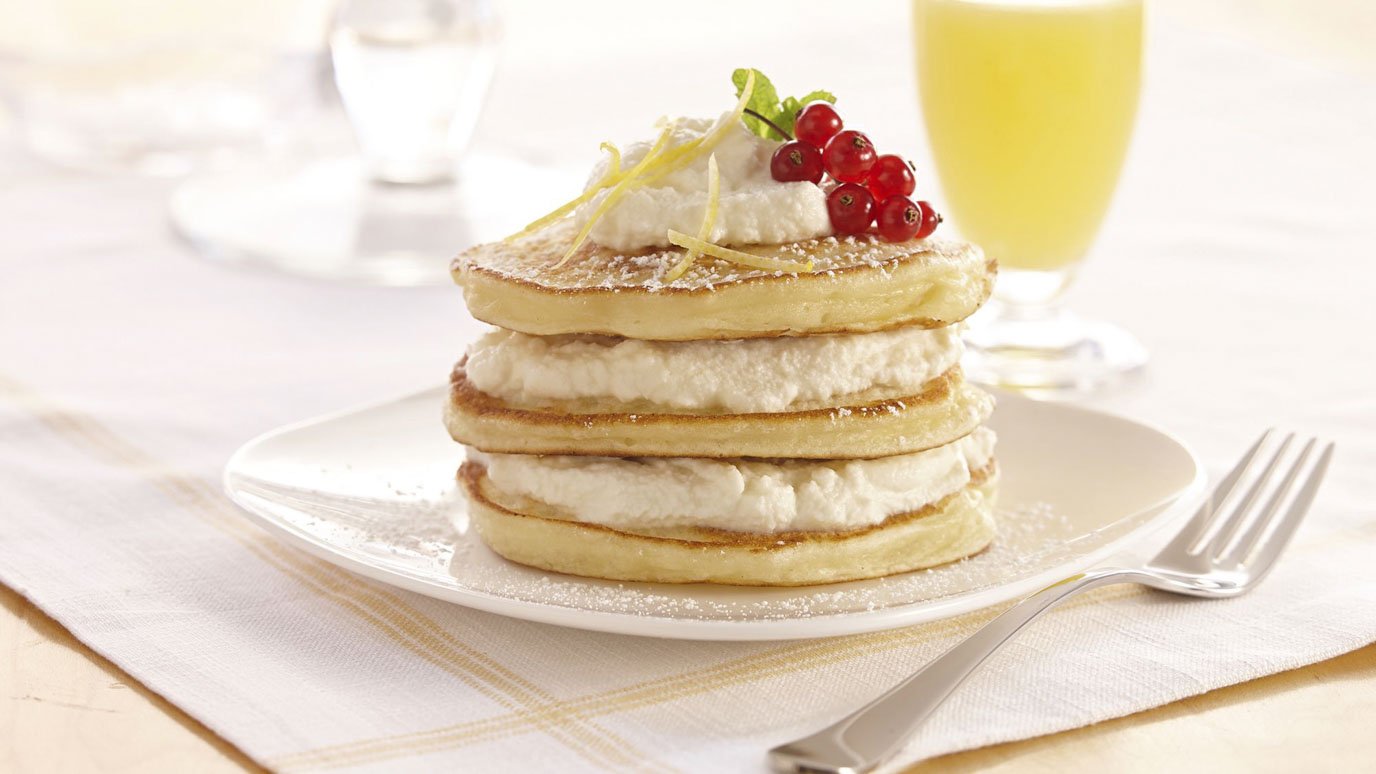 lemon_ricotta_pancakes_with_lemon_ricotta_cream_2000x1125.jpg