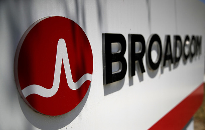 Broadcom Beats Estimates, Chip Sales Fall 5%