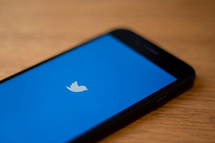 Twitter Says Personal Info Shared with Advertisers