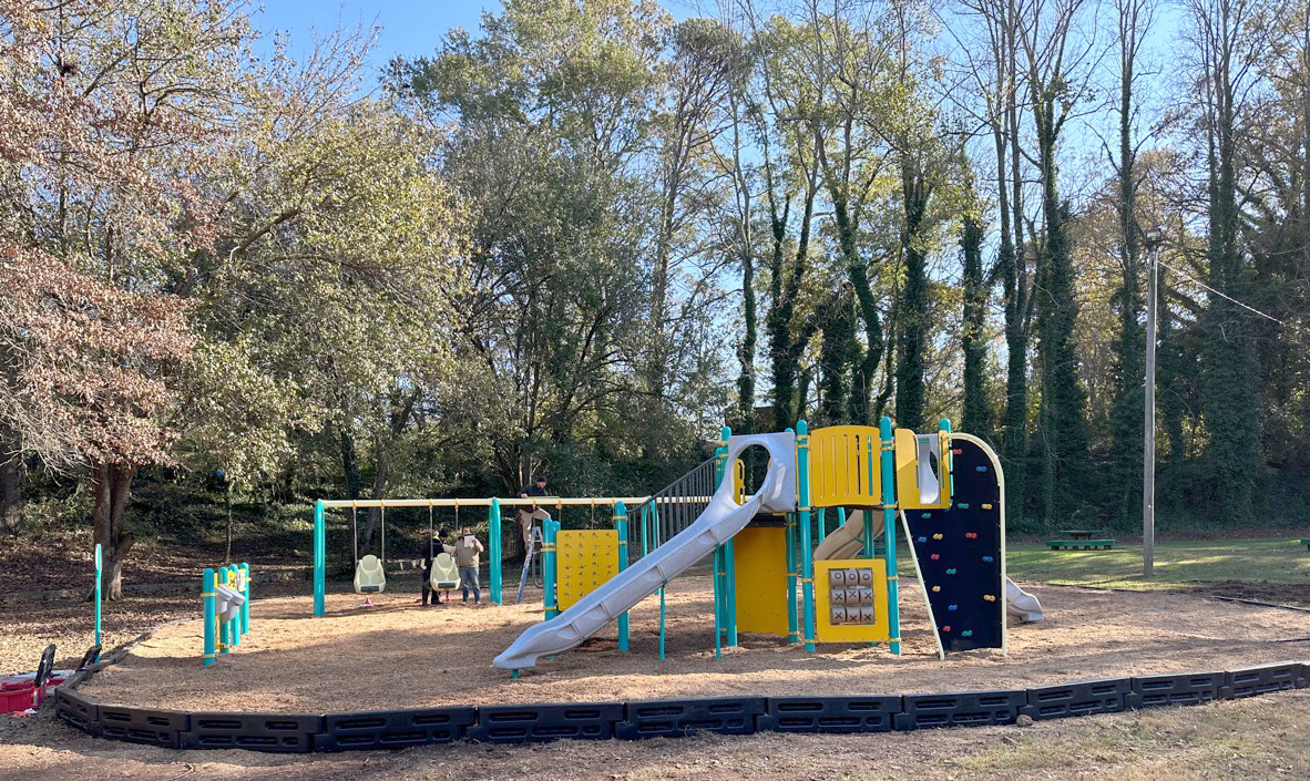 Rebuilding Atlanta Area Playground To Help End Playspace Inequity